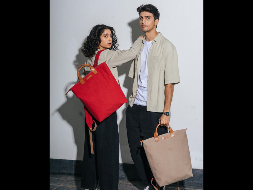 KNOW your STRIDE : What’s your Phone Case made of?