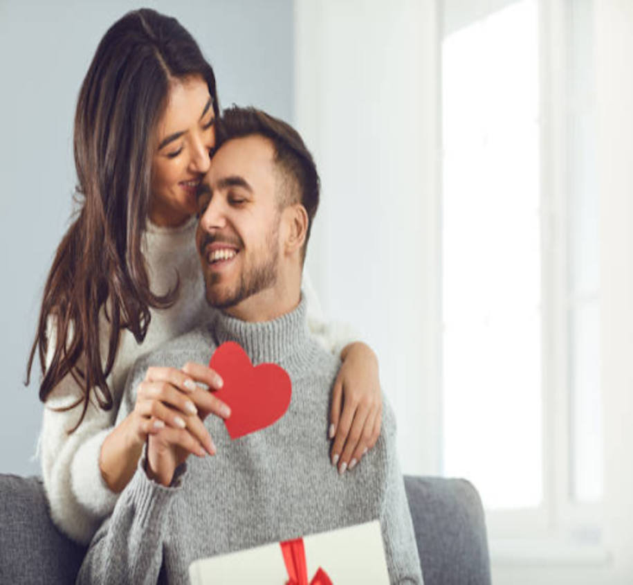 10 Fun & Coolest Valentine’s Day Games For Couples