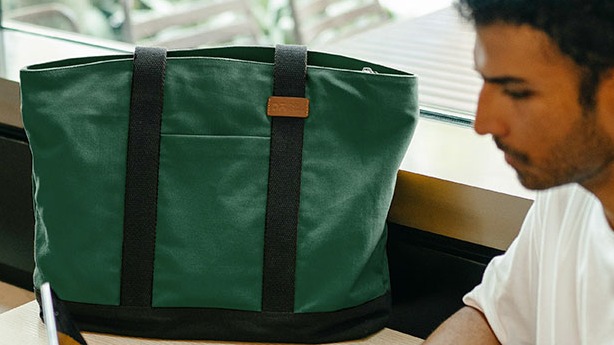 BAGS YOU’D FALL HEAD OVER HEELS FOR!