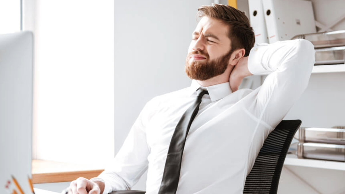 Neck Pain From Watching Your Phone? A Simple Fix That Actually Helps