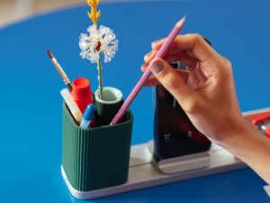DailyObjects Bar Desk Organiser pen stand keeps stationery tools organised and within easy reach.