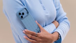 Iphone 18 Lagoon cases